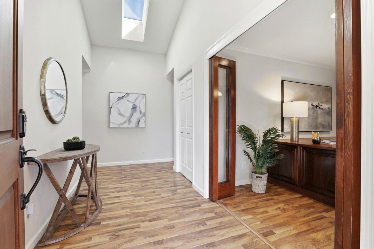 Detail Gallery Image 3 of 45 For 6553 Whitbourne Dr, San Jose,  CA 95120 - 6 Beds | 3/1 Baths