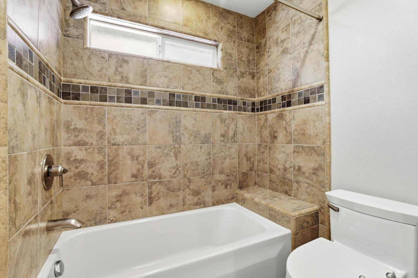 Detail Gallery Image 34 of 45 For 6553 Whitbourne Dr, San Jose,  CA 95120 - 6 Beds | 3/1 Baths