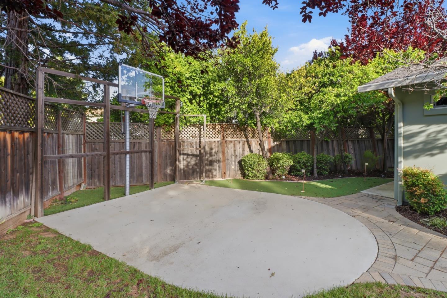 Detail Gallery Image 41 of 45 For 6553 Whitbourne Dr, San Jose,  CA 95120 - 6 Beds | 3/1 Baths