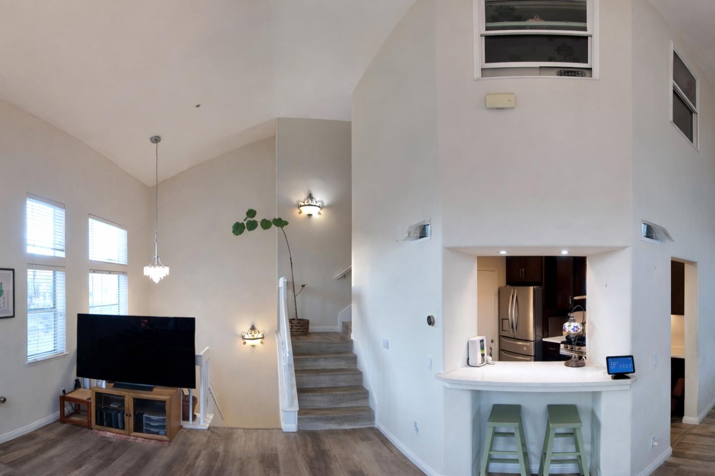 Photo #11: ML82042913 Listing: Photo #11