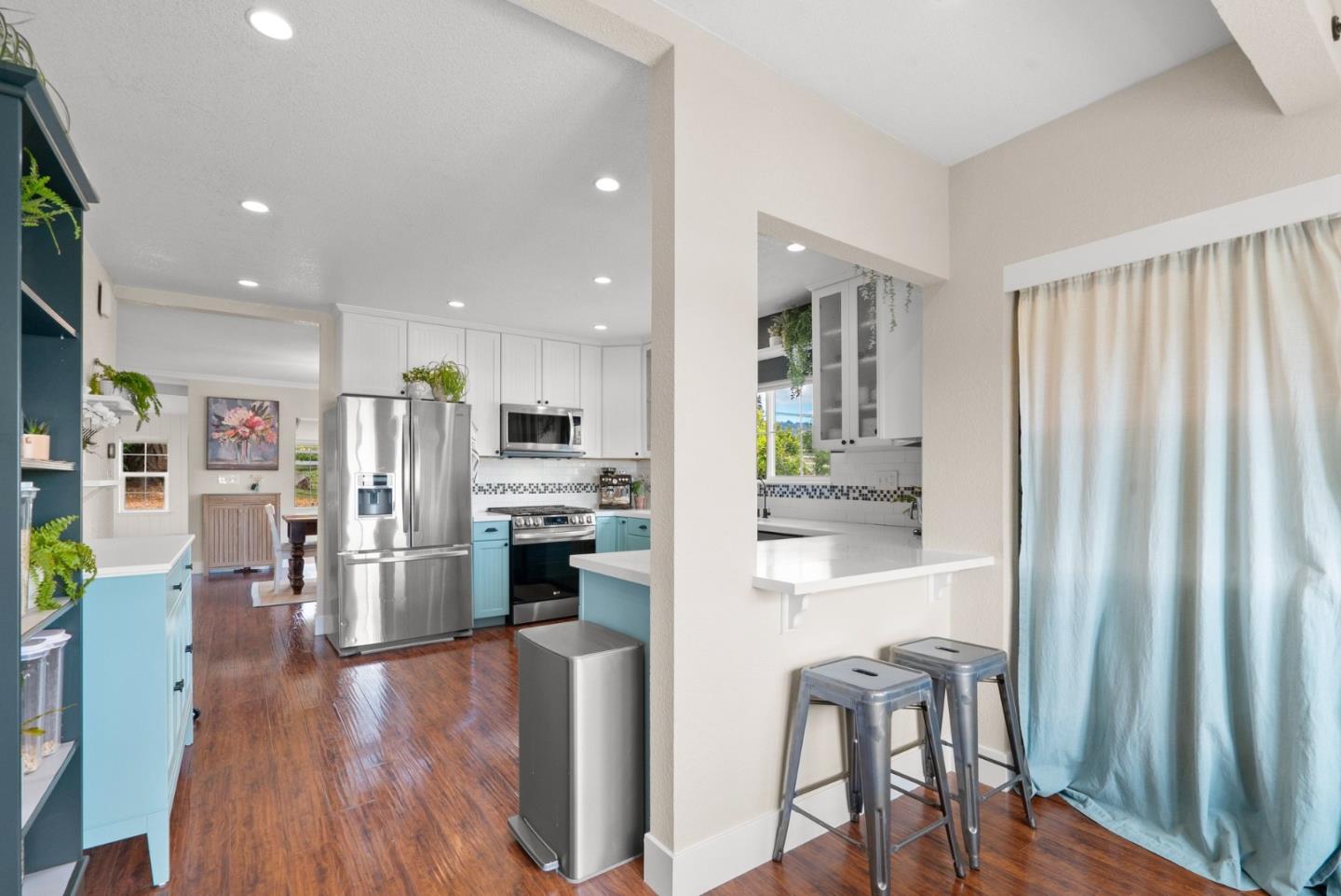 Detail Gallery Image 17 of 46 For 295 Wheelock Rd, Watsonville,  CA 95076 - 4 Beds | 2/1 Baths