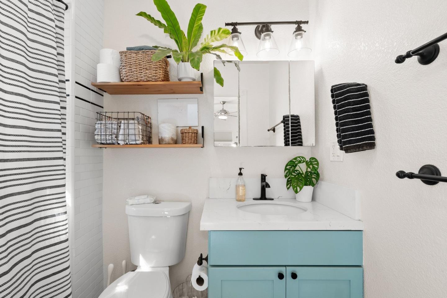 Detail Gallery Image 22 of 46 For 295 Wheelock Rd, Watsonville,  CA 95076 - 4 Beds | 2/1 Baths