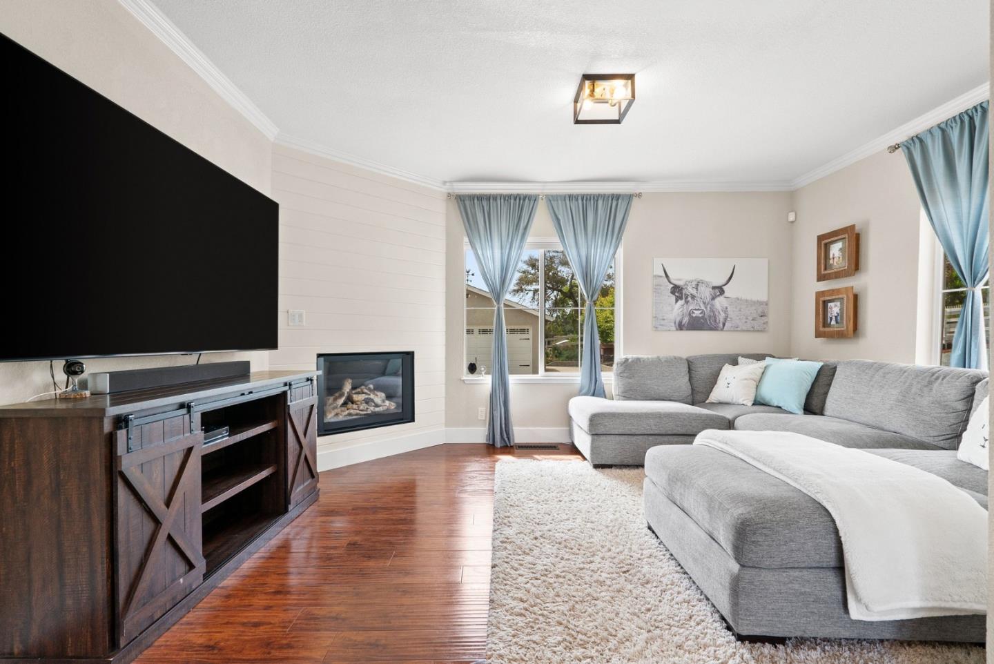 Detail Gallery Image 5 of 46 For 295 Wheelock Rd, Watsonville,  CA 95076 - 4 Beds | 2/1 Baths