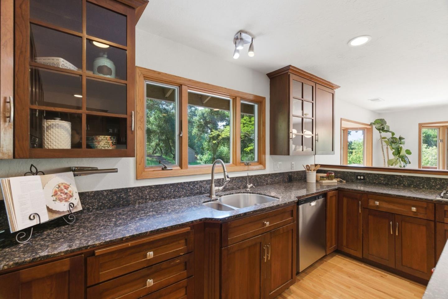 Detail Gallery Image 10 of 47 For 17515 Upper East Zayante Rd, Los Gatos,  CA 95033 - 3 Beds | 2 Baths