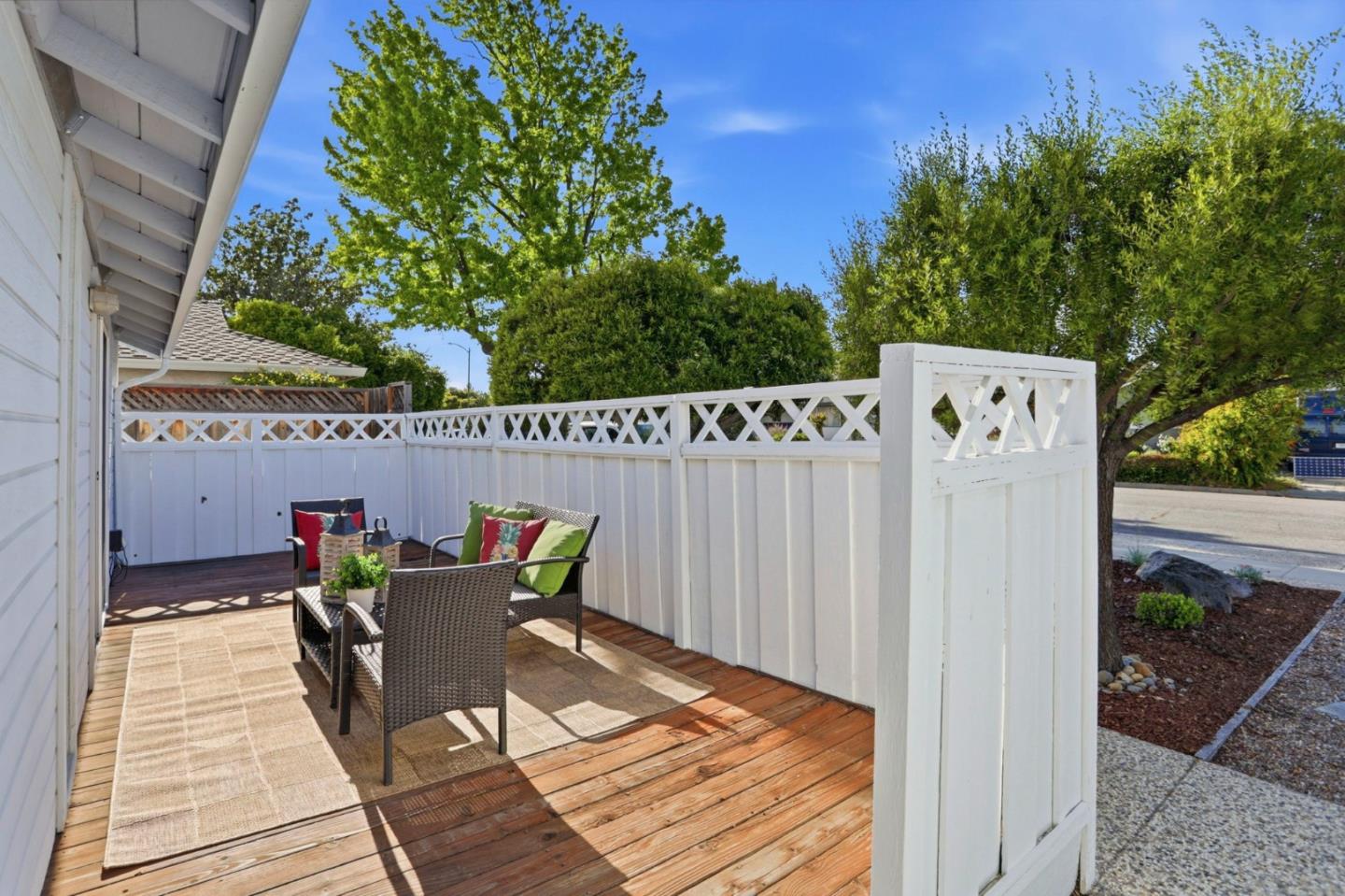 Detail Gallery Image 6 of 41 For 1540 Santa Monica Ave, San Jose,  CA 95118 - 3 Beds | 2 Baths