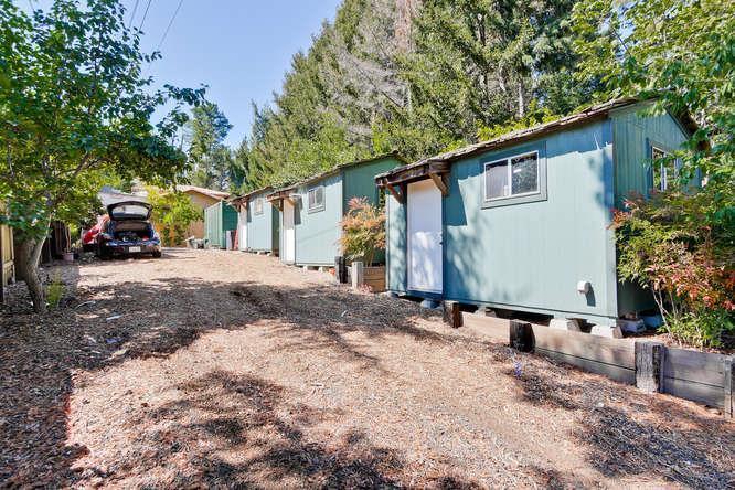 Detail Gallery Image 8 of 15 For 22990 Santa Cruz Highway 17, Los Gatos,  CA 95033 - 3 Beds | 2 Baths