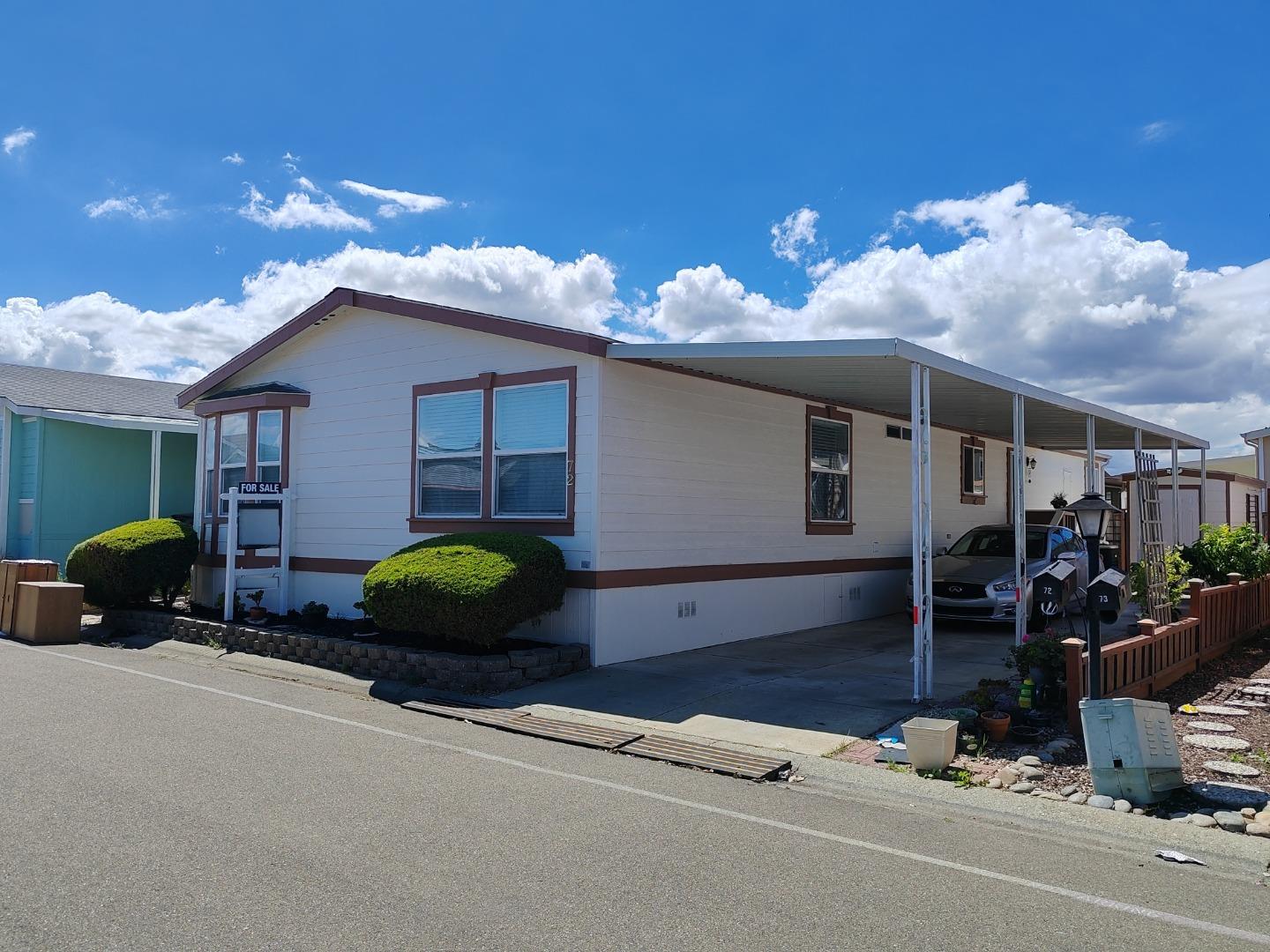 Detail Gallery Image 3 of 36 For 1225 Vienna Dr #72,  Sunnyvale,  CA 94089 - 3 Beds | 2 Baths