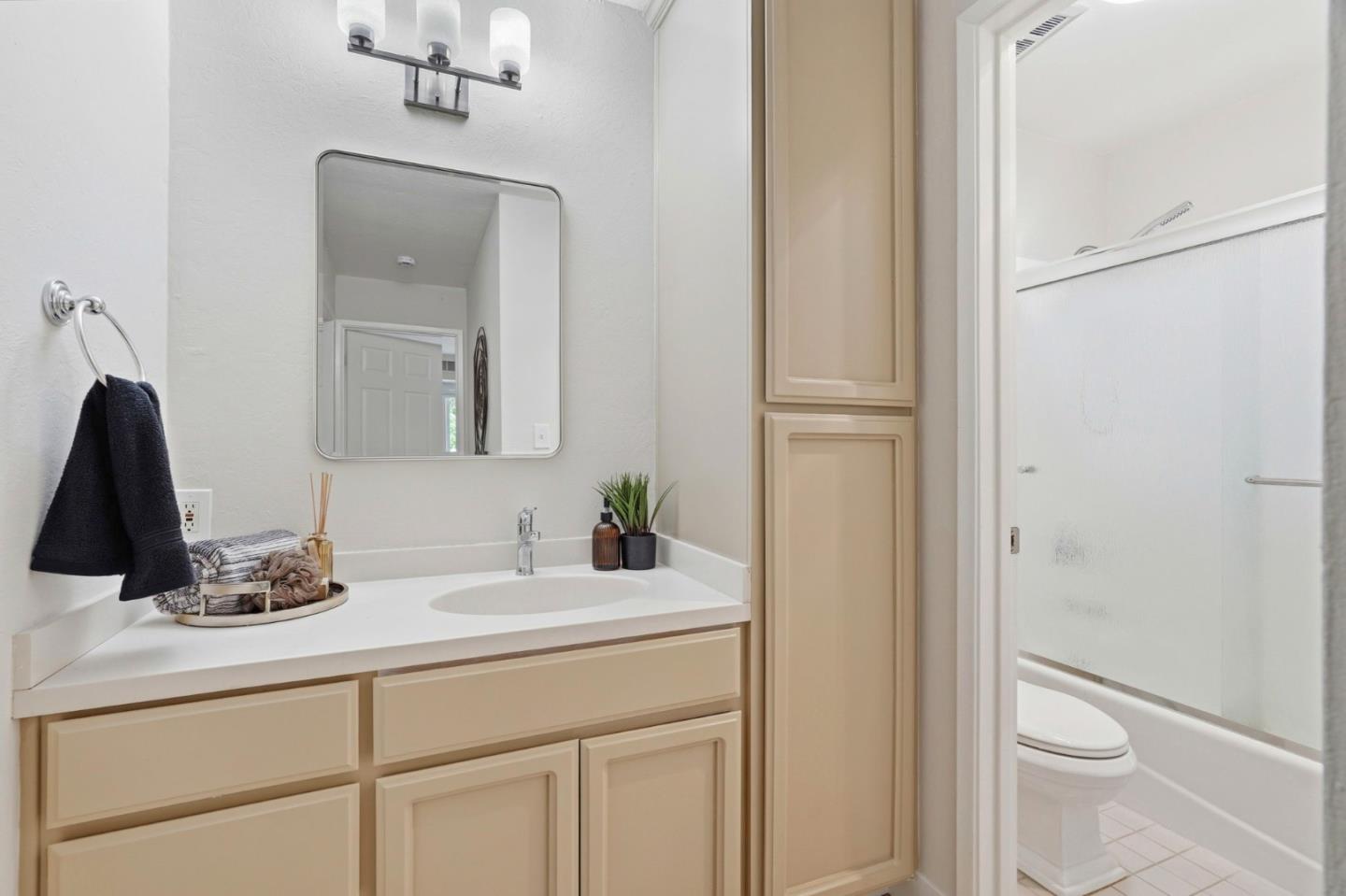 Detail Gallery Image 16 of 32 For 292 Tradewinds Dr #4,  San Jose,  CA 95123 - 1 Beds | 1 Baths
