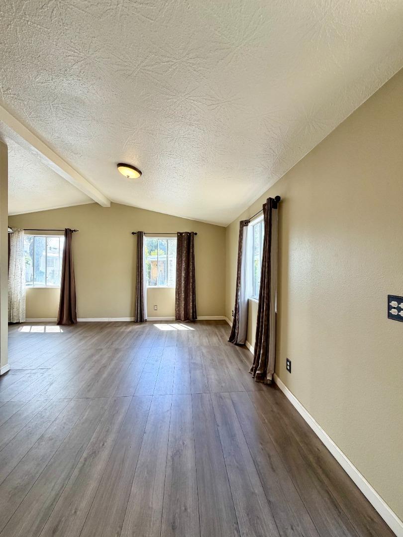 Detail Gallery Image 4 of 17 For 2855 Senter #30,  San Jose,  CA 95111 - 2 Beds | 2 Baths