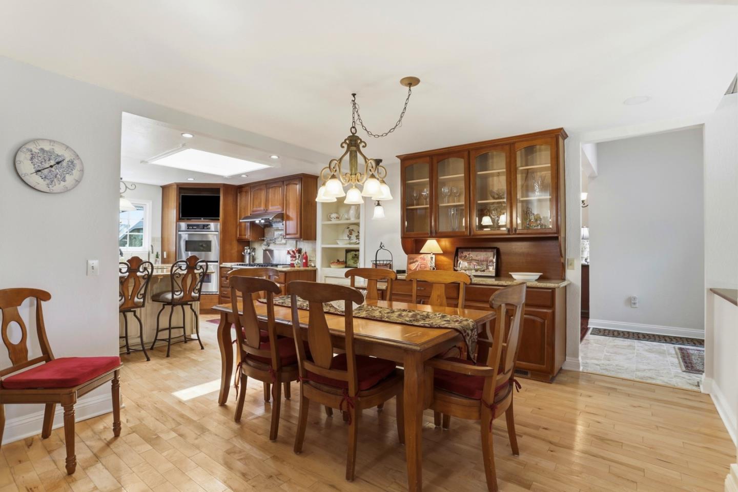 Detail Gallery Image 18 of 64 For 24010 Summit Woods Dr, Los Gatos,  CA 95033 - 4 Beds | 4/1 Baths