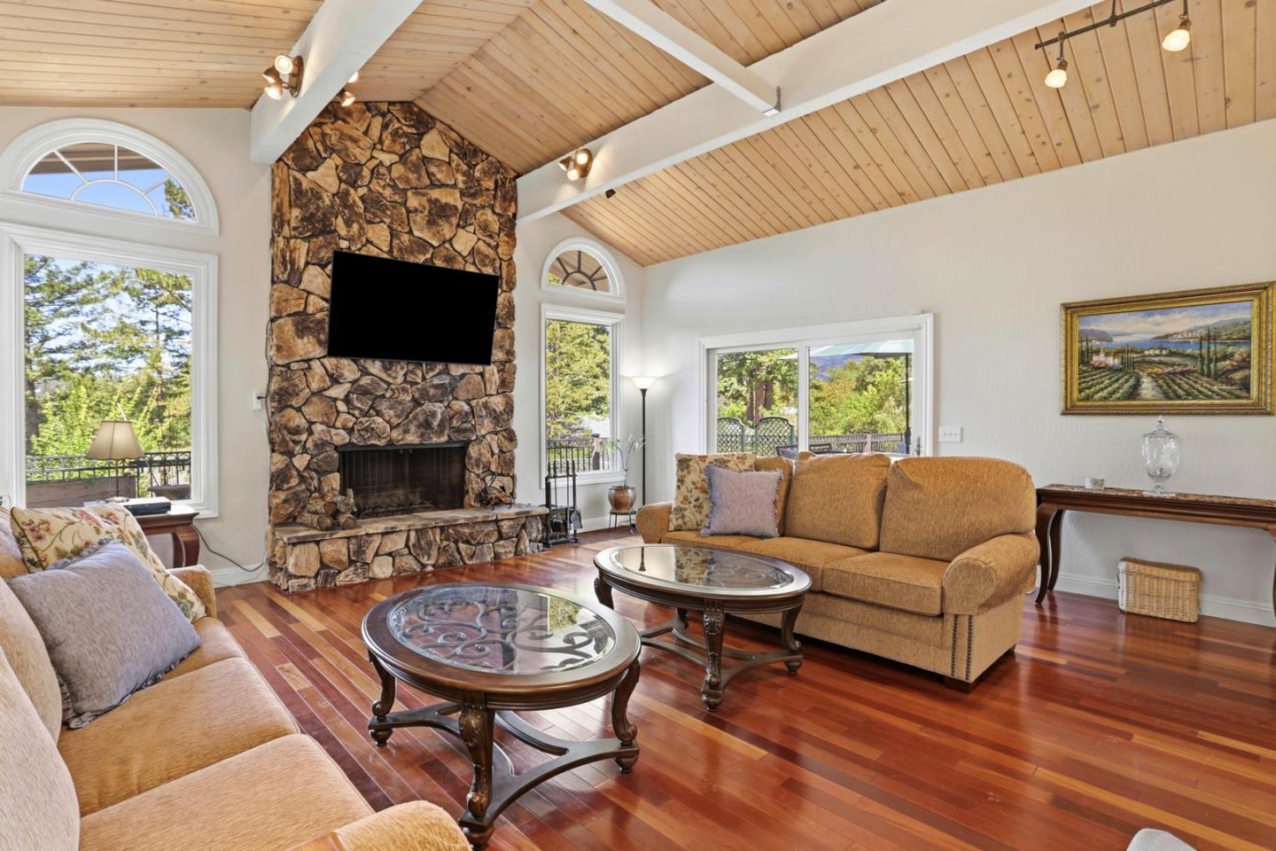 Detail Gallery Image 21 of 64 For 24010 Summit Woods Dr, Los Gatos,  CA 95033 - 4 Beds | 4/1 Baths