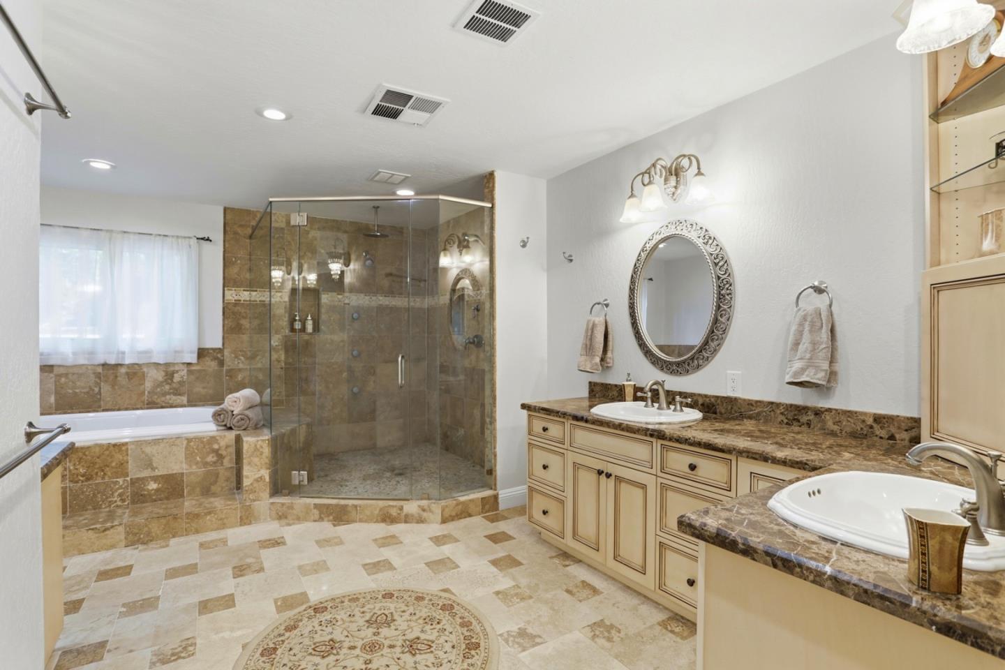 Detail Gallery Image 26 of 64 For 24010 Summit Woods Dr, Los Gatos,  CA 95033 - 4 Beds | 4/1 Baths