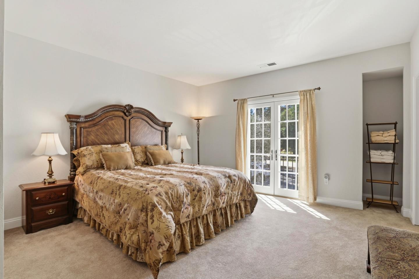 Detail Gallery Image 34 of 64 For 24010 Summit Woods Dr, Los Gatos,  CA 95033 - 4 Beds | 4/1 Baths