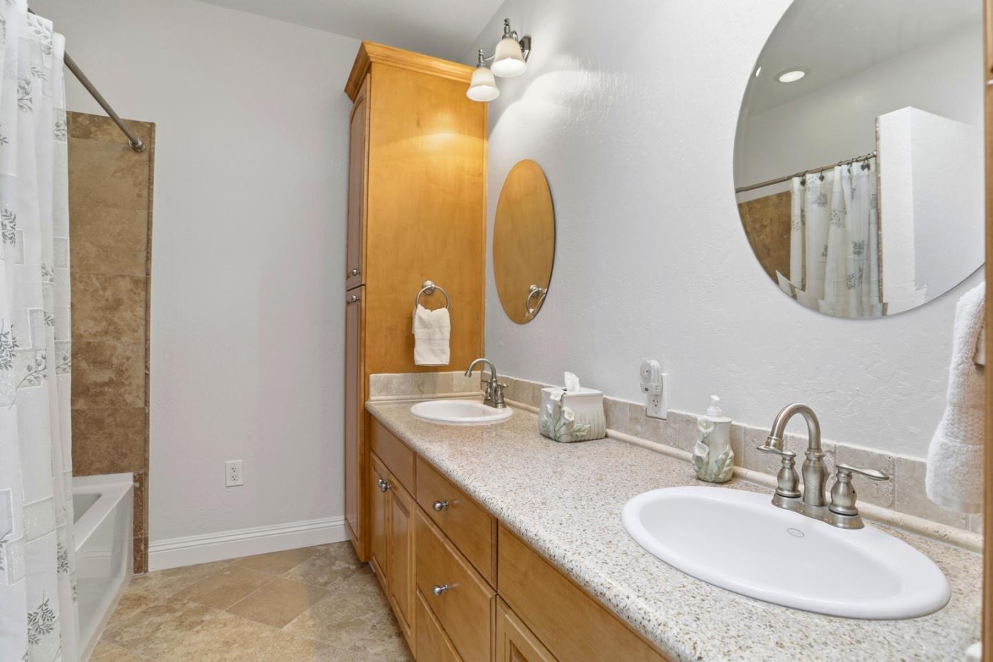 Detail Gallery Image 40 of 64 For 24010 Summit Woods Dr, Los Gatos,  CA 95033 - 4 Beds | 4/1 Baths