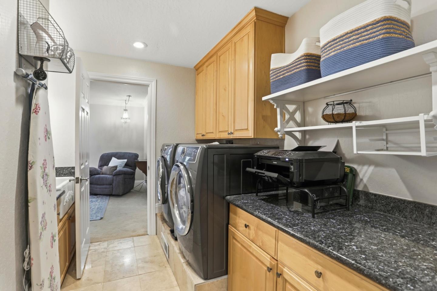 Detail Gallery Image 41 of 64 For 24010 Summit Woods Dr, Los Gatos,  CA 95033 - 4 Beds | 4/1 Baths