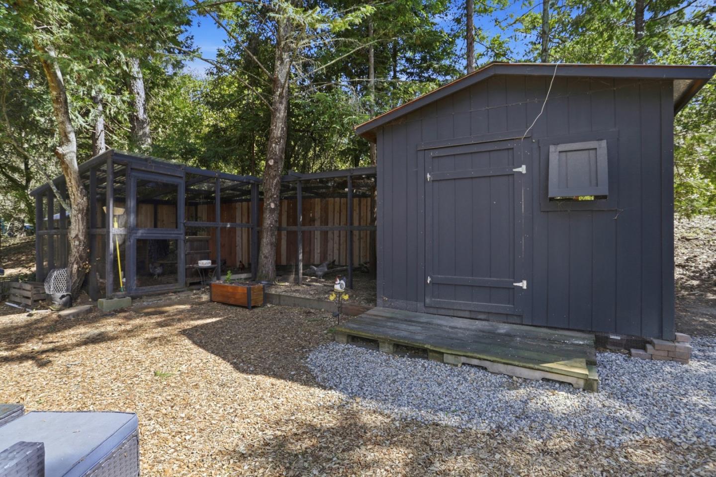 Detail Gallery Image 51 of 64 For 24010 Summit Woods Dr, Los Gatos,  CA 95033 - 4 Beds | 4/1 Baths