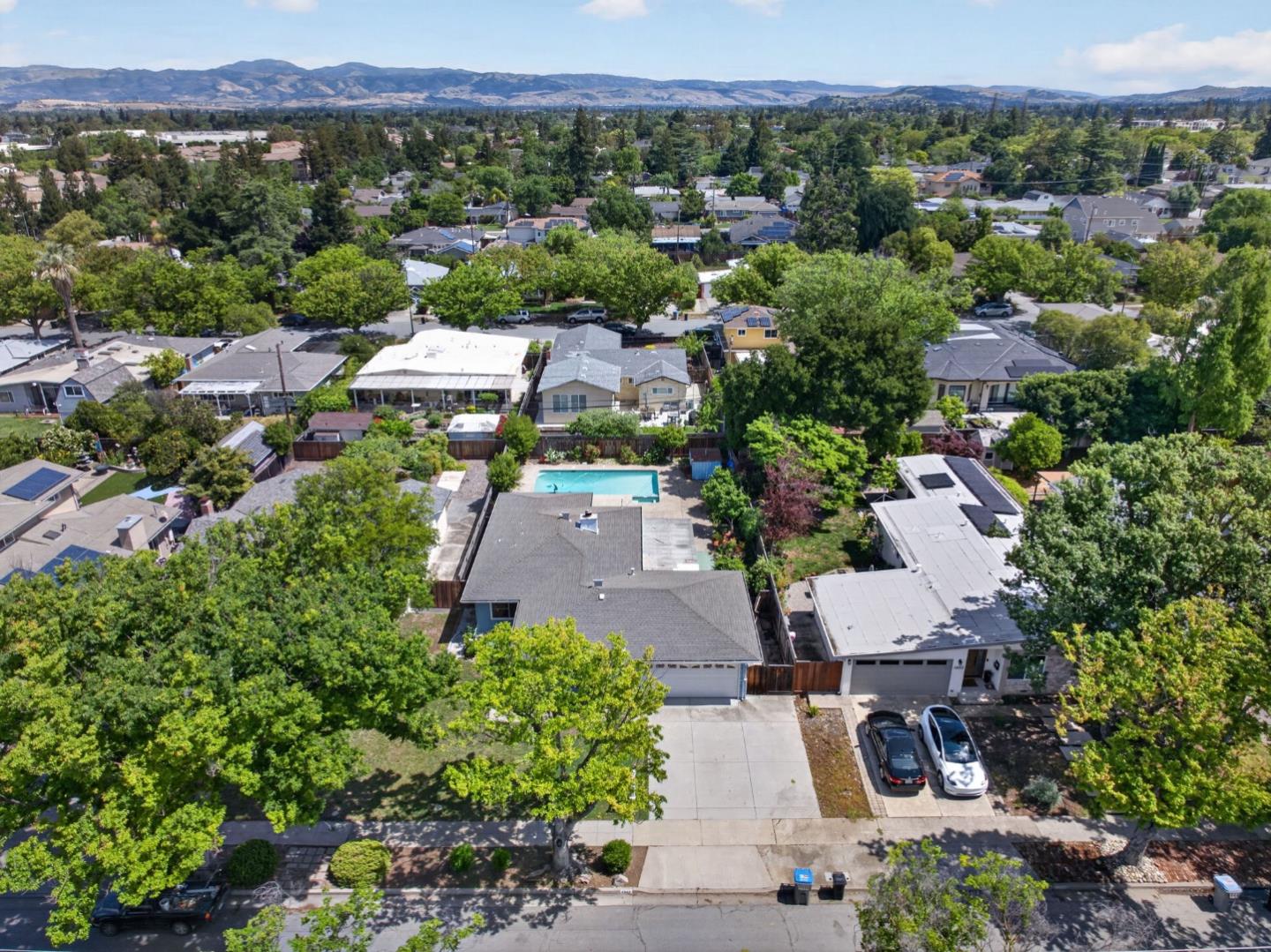 Detail Gallery Image 37 of 43 For 4842 Winton Way, San Jose,  CA 95124 - 3 Beds | 2 Baths