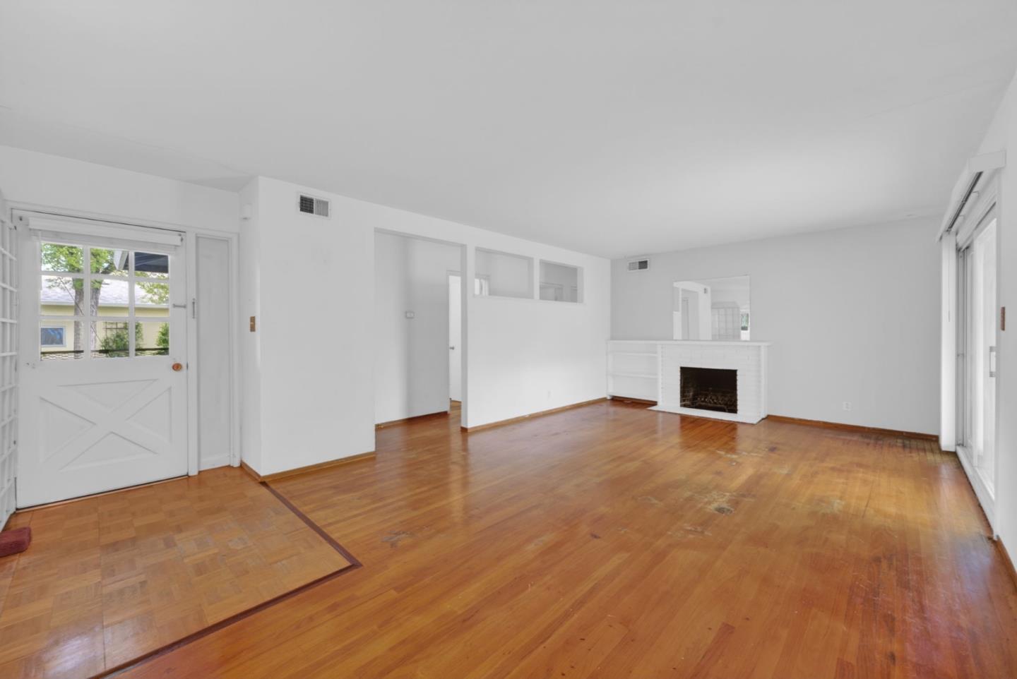 Detail Gallery Image 6 of 43 For 4842 Winton Way, San Jose,  CA 95124 - 3 Beds | 2 Baths