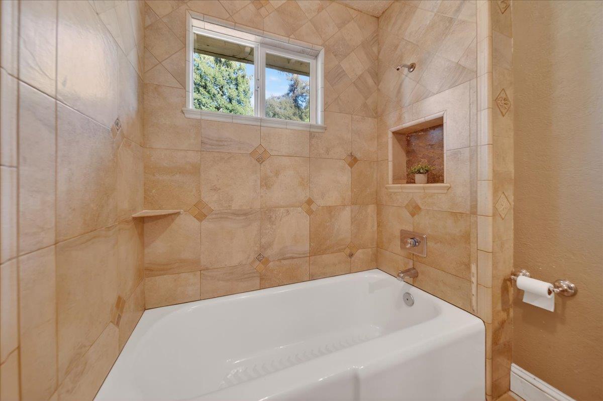 Detail Gallery Image 27 of 48 For 107 Paulsen Rd #D,  Watsonville,  CA 95076 - 3 Beds | 2 Baths