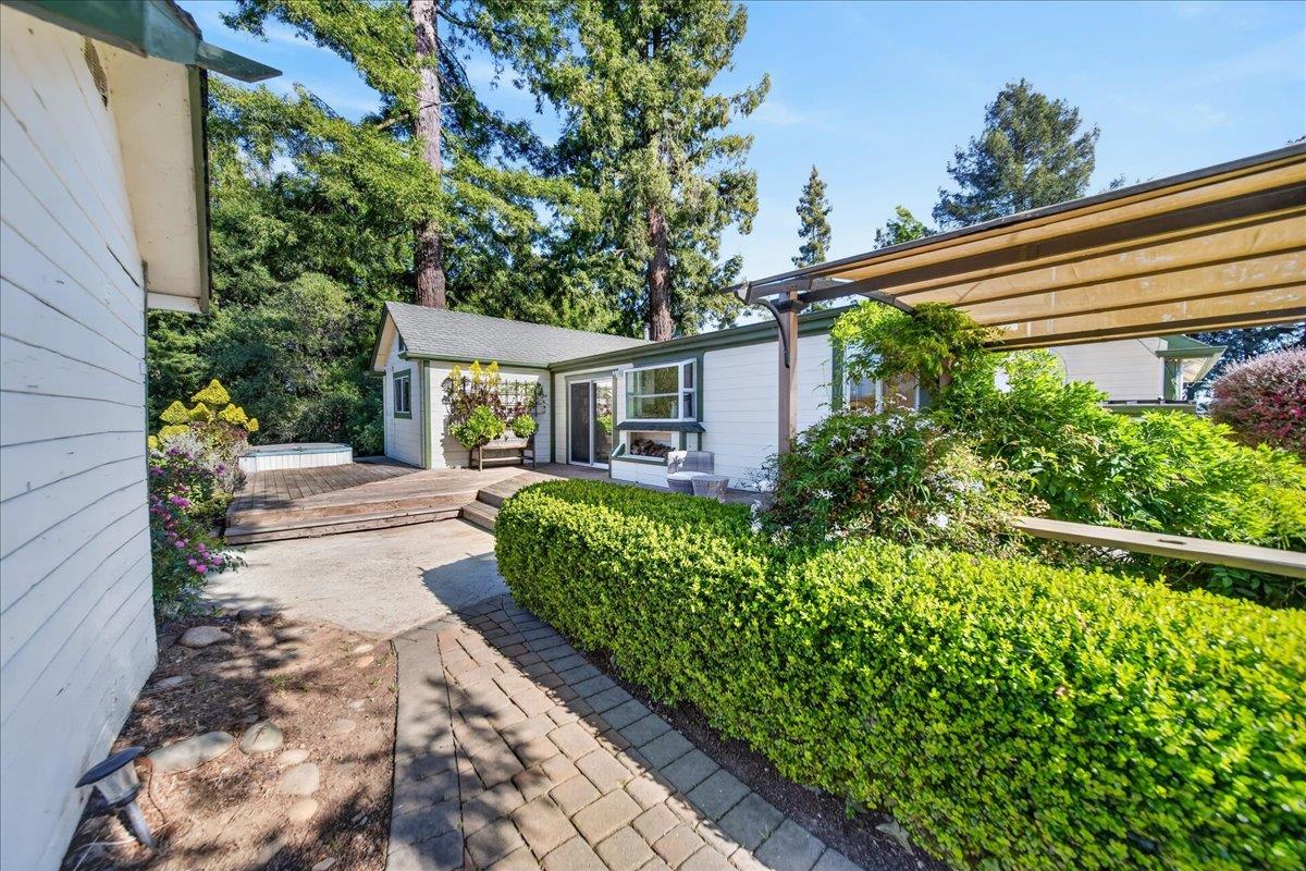 Detail Gallery Image 34 of 48 For 107 Paulsen Rd #D,  Watsonville,  CA 95076 - 3 Beds | 2 Baths