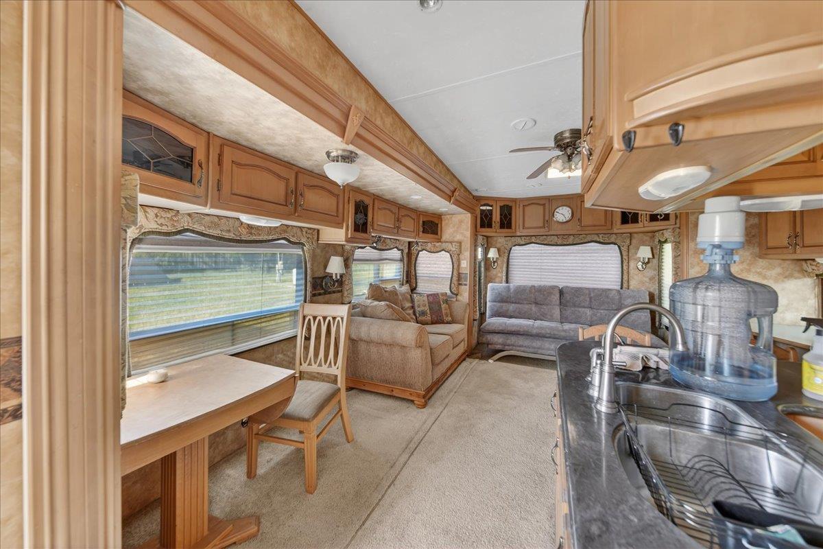 Detail Gallery Image 42 of 48 For 107 Paulsen Rd #D,  Watsonville,  CA 95076 - 3 Beds | 2 Baths