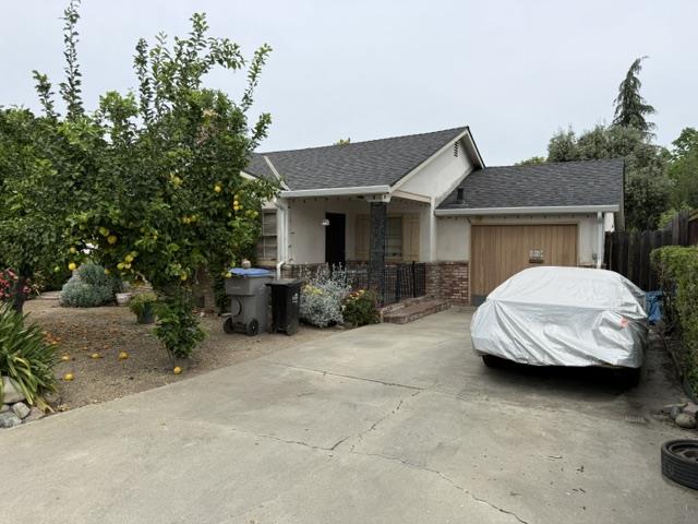 Detail Gallery Image 2 of 14 For Coastland Ave, San Jose,  CA 95125 - 3 Beds | 1 Baths