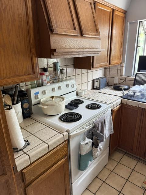 Detail Gallery Image 3 of 14 For Coastland Ave, San Jose,  CA 95125 - 3 Beds | 1 Baths