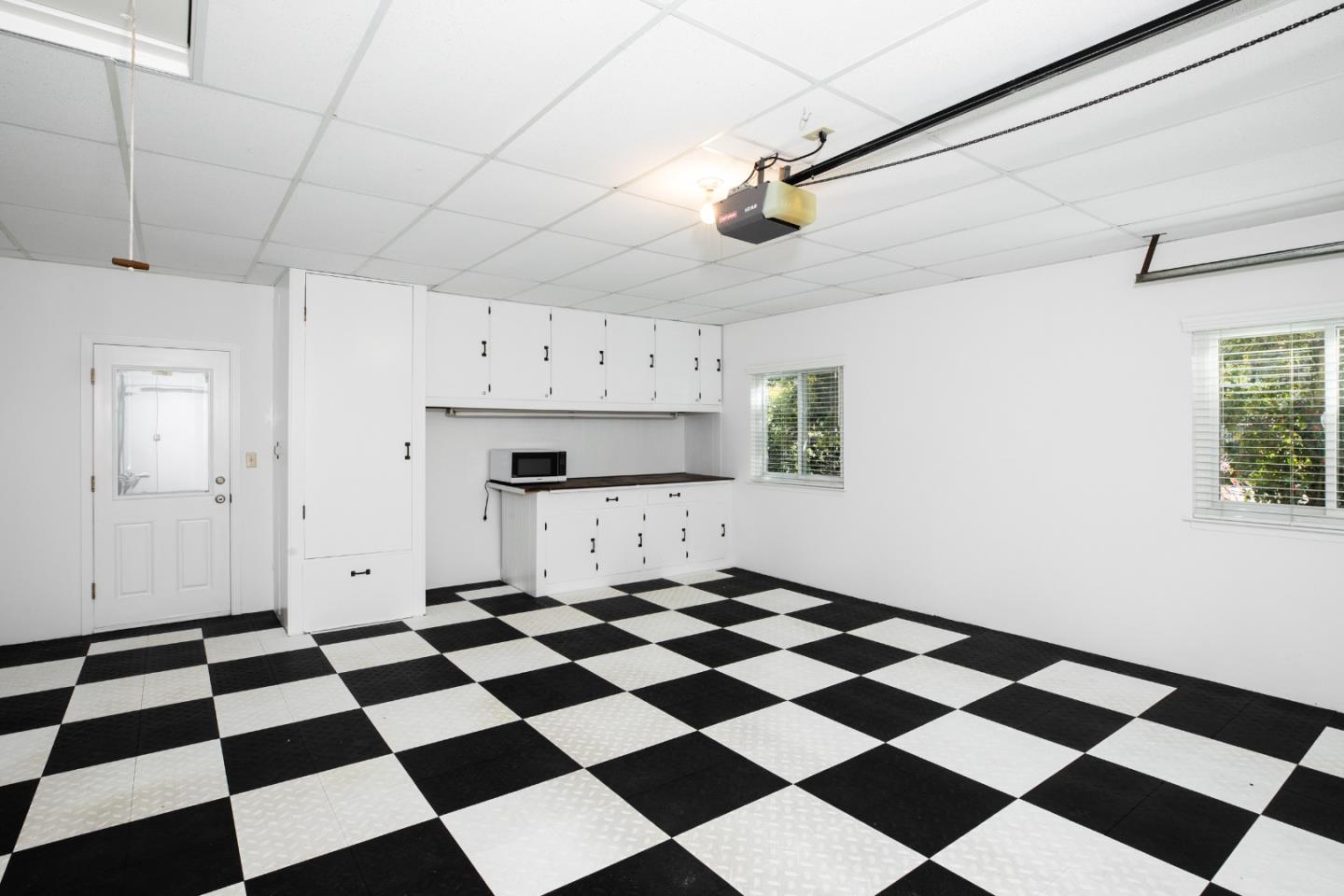 Detail Gallery Image 25 of 25 For 807 University Ave, Los Altos,  CA 94024 - 4 Beds | 2/1 Baths