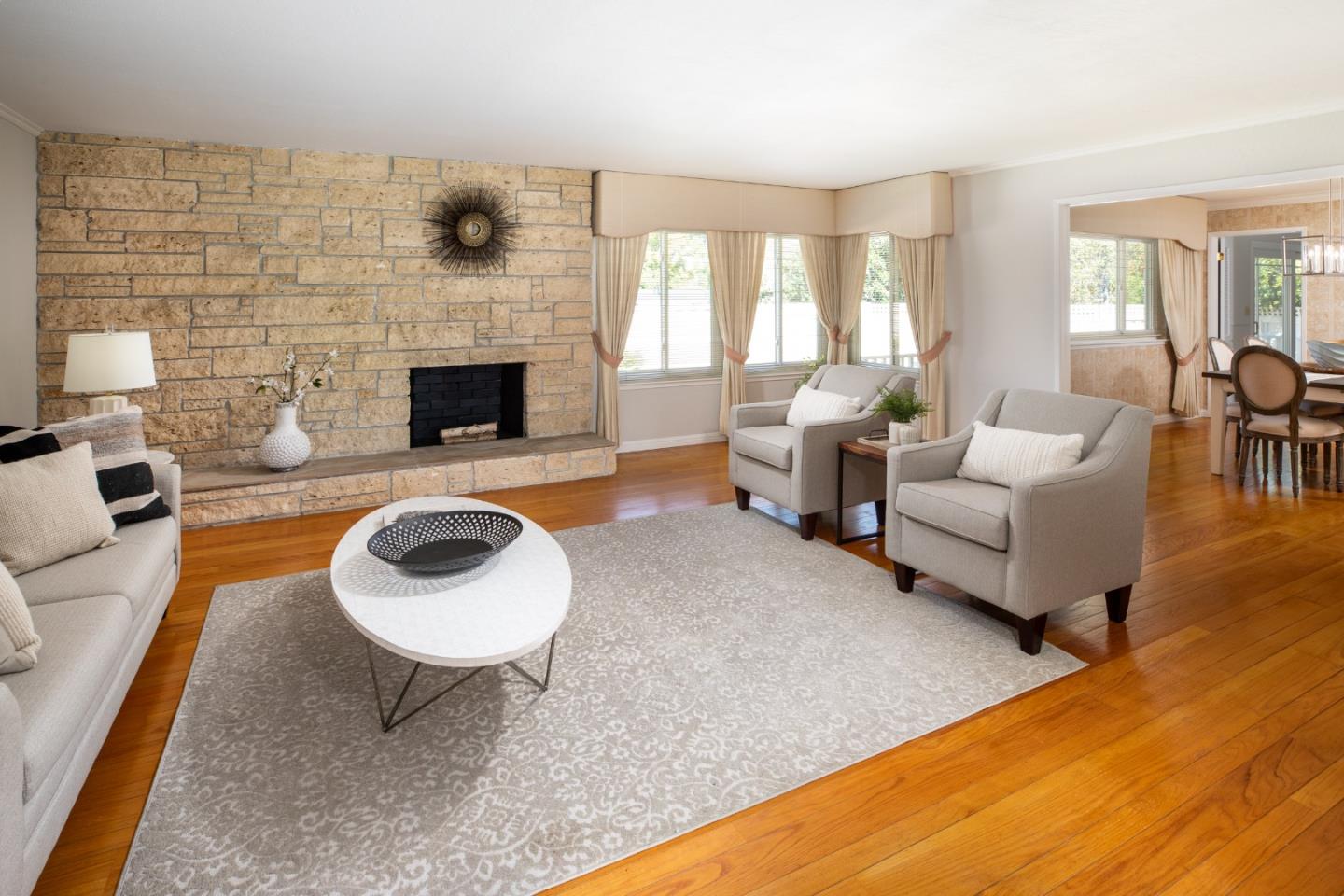 Detail Gallery Image 5 of 25 For 807 University Ave, Los Altos,  CA 94024 - 4 Beds | 2/1 Baths