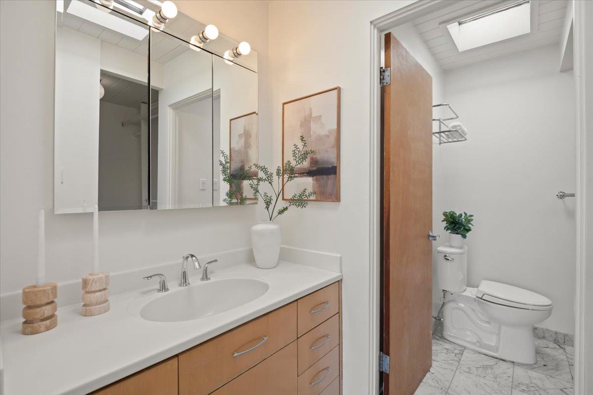 Detail Gallery Image 21 of 37 For 950 Susquehanna Ct, Sunnyvale,  CA 94087 - 5 Beds | 2 Baths