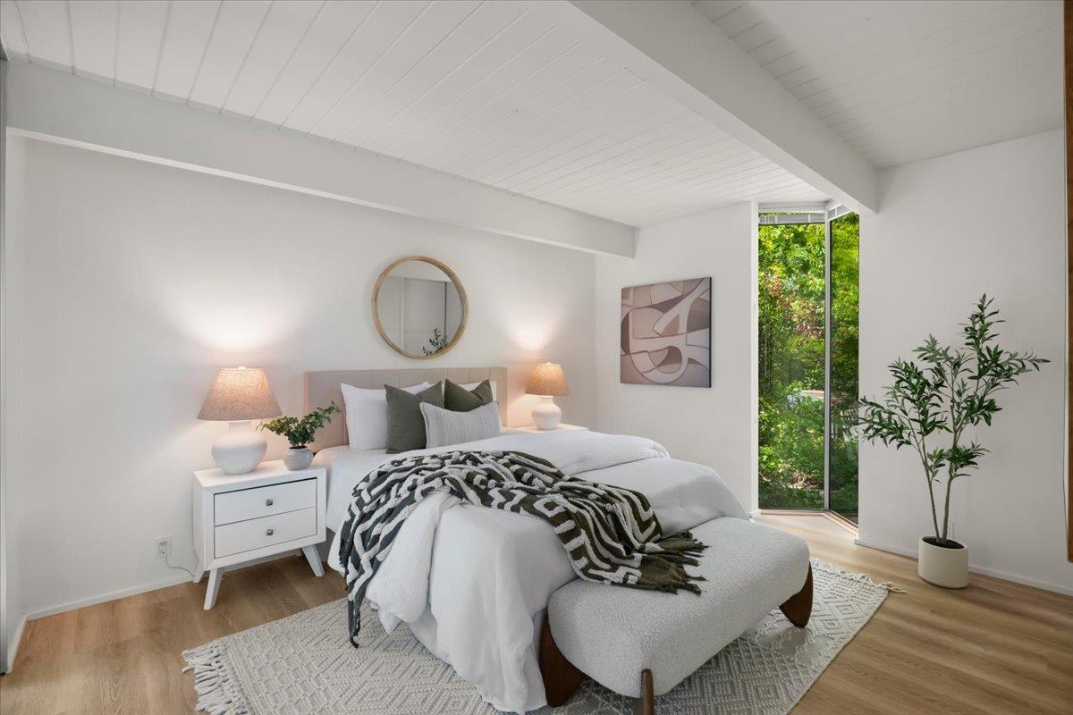 Detail Gallery Image 24 of 37 For 950 Susquehanna Ct, Sunnyvale,  CA 94087 - 5 Beds | 2 Baths