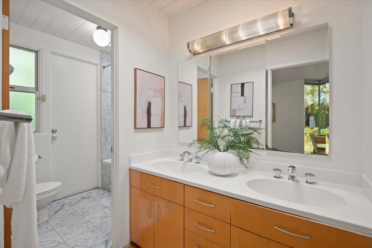 Detail Gallery Image 27 of 37 For 950 Susquehanna Ct, Sunnyvale,  CA 94087 - 5 Beds | 2 Baths