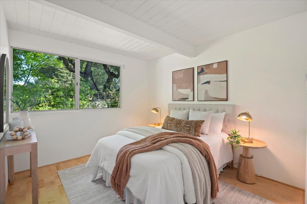 Detail Gallery Image 29 of 37 For 950 Susquehanna Ct, Sunnyvale,  CA 94087 - 5 Beds | 2 Baths