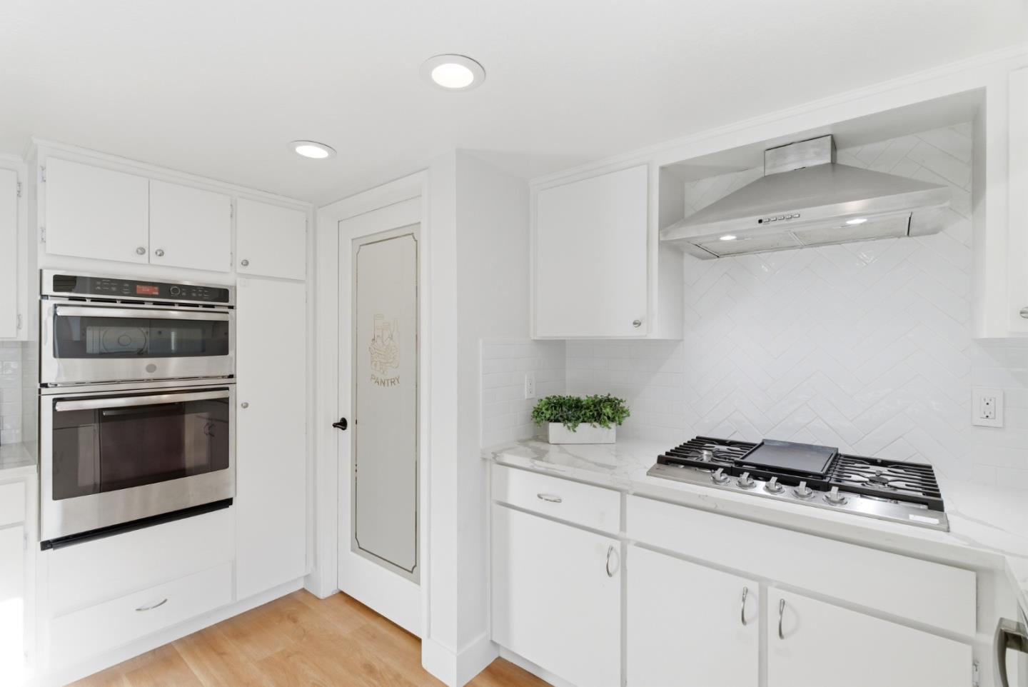 Detail Gallery Image 21 of 43 For 185 Budd Ave, Campbell,  CA 95008 - 3 Beds | 2 Baths