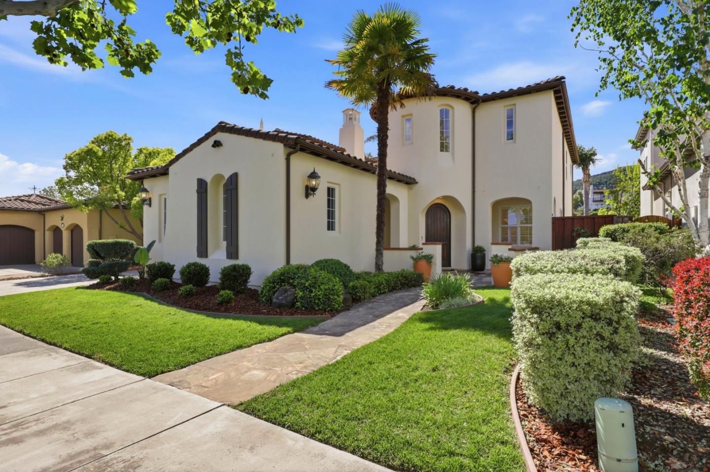 Front Image Thumbnail for ML82042931