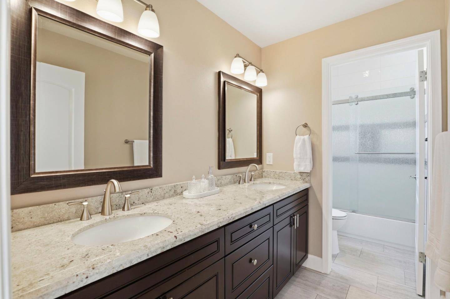 Detail Gallery Image 31 of 49 For 1965 Saint  Andrews Cir, Gilroy,  CA 95020 - 4 Beds | 3 Baths