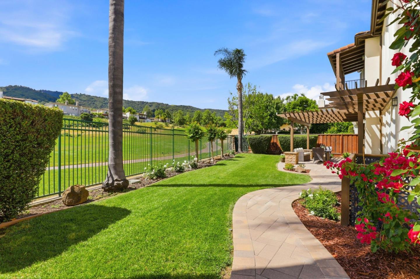 Detail Gallery Image 38 of 49 For 1965 Saint  Andrews Cir, Gilroy,  CA 95020 - 4 Beds | 3 Baths