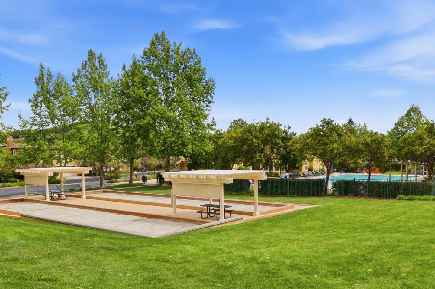 Detail Gallery Image 42 of 49 For 1965 Saint  Andrews Cir, Gilroy,  CA 95020 - 4 Beds | 3 Baths