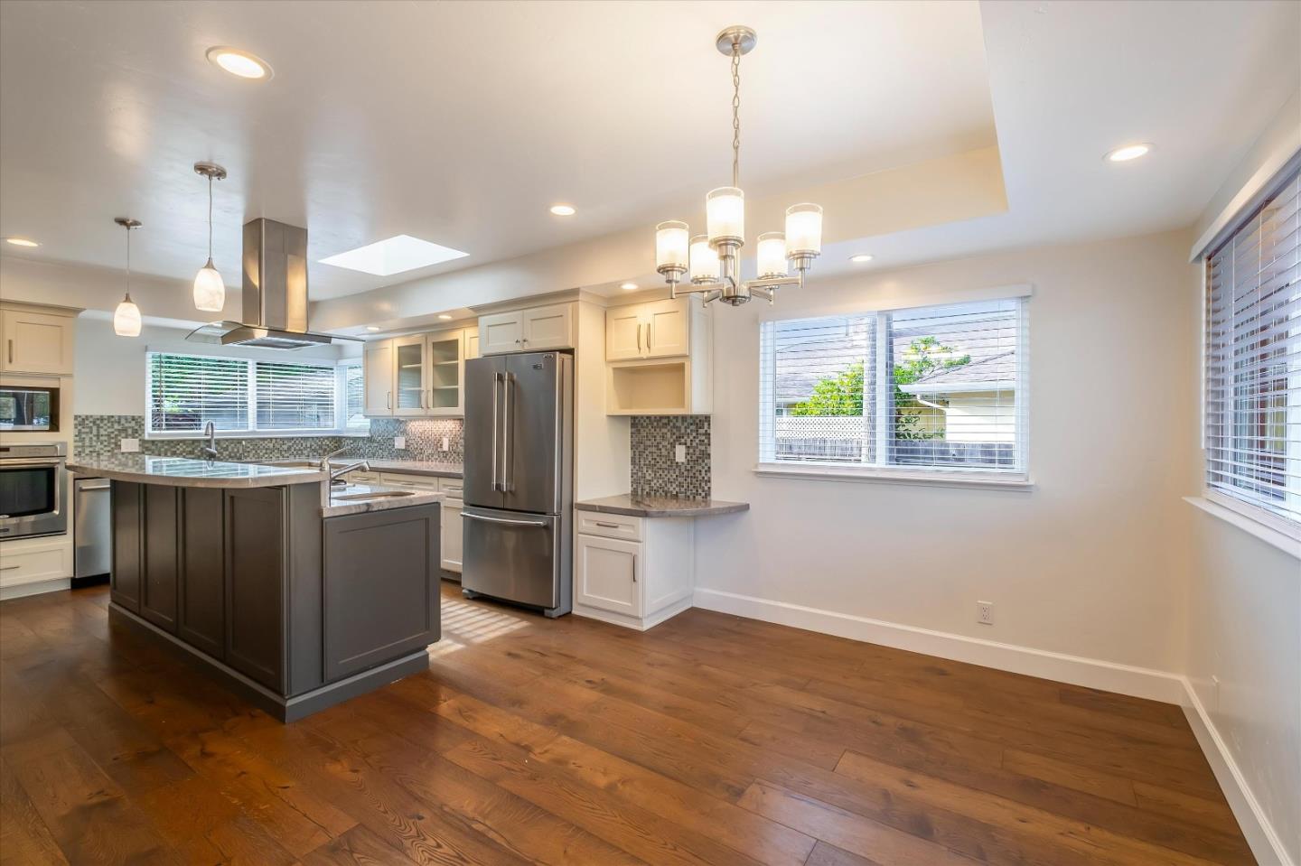 Detail Gallery Image 11 of 39 For 631 Riverside Ave, Santa Cruz,  CA 95060 - – Beds | – Baths