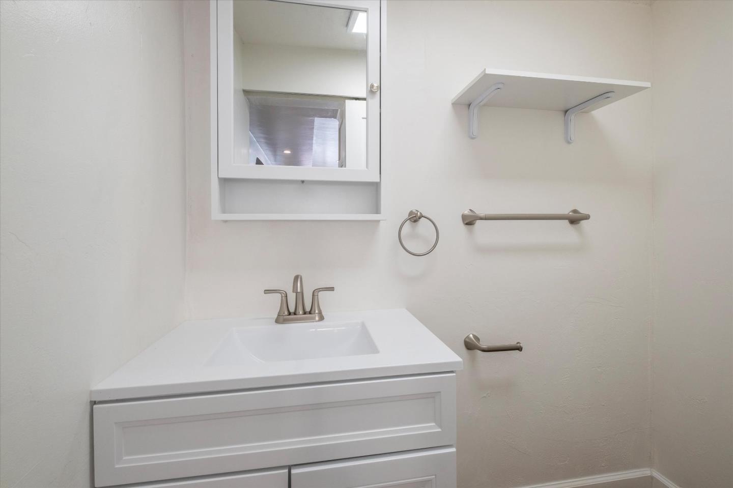 Detail Gallery Image 18 of 39 For 631 Riverside Ave, Santa Cruz,  CA 95060 - – Beds | – Baths