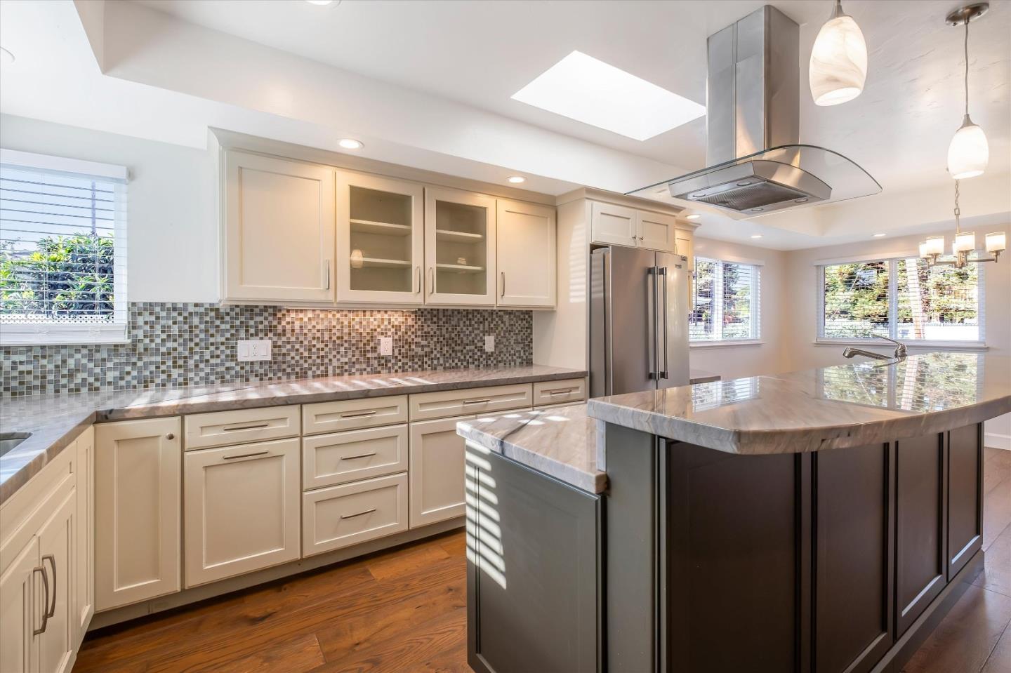 Detail Gallery Image 8 of 39 For 631 Riverside Ave, Santa Cruz,  CA 95060 - – Beds | – Baths