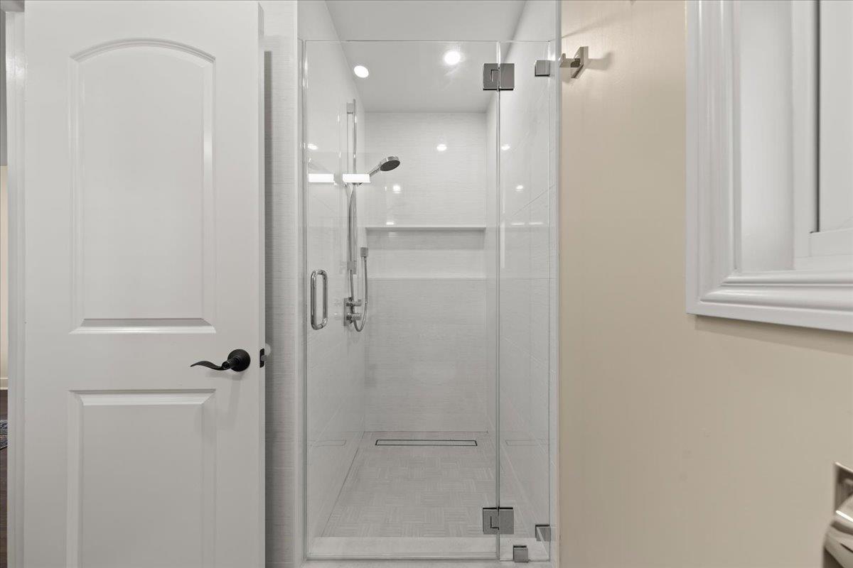 Detail Gallery Image 19 of 41 For 3315 Caxton Ct, San Mateo,  CA 94403 - 3 Beds | 3 Baths