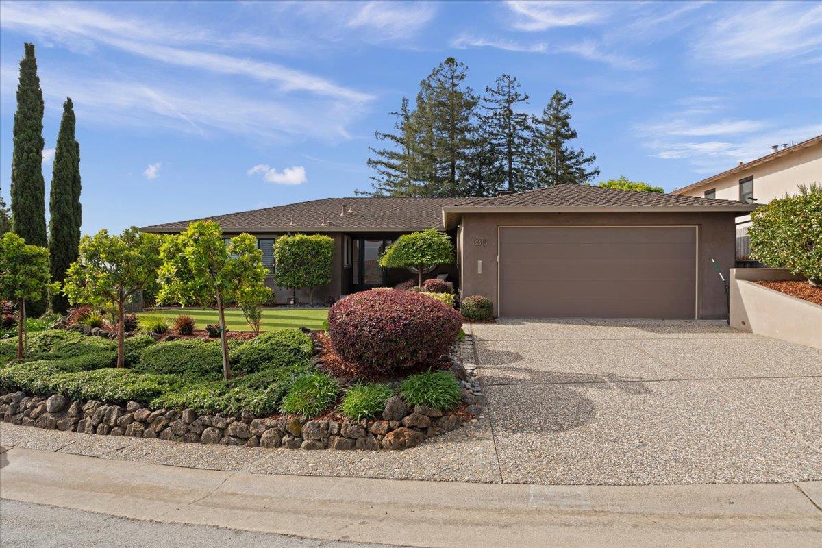 Detail Gallery Image 2 of 41 For 3315 Caxton Ct, San Mateo,  CA 94403 - 3 Beds | 3 Baths