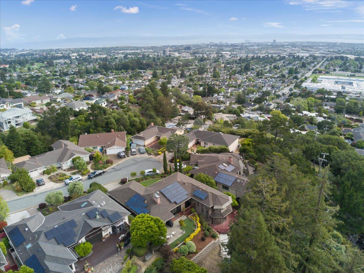 Detail Gallery Image 37 of 41 For 3315 Caxton Ct, San Mateo,  CA 94403 - 3 Beds | 3 Baths