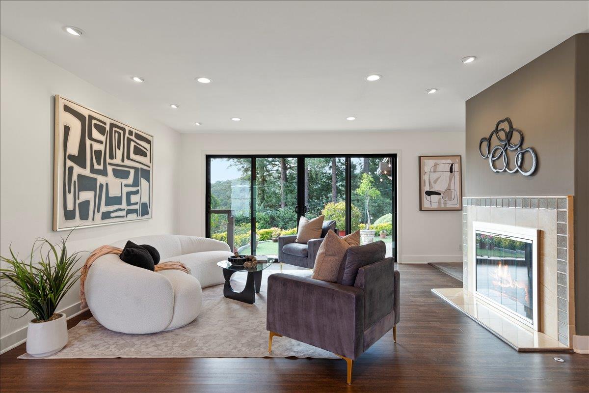 Detail Gallery Image 5 of 41 For 3315 Caxton Ct, San Mateo,  CA 94403 - 3 Beds | 3 Baths