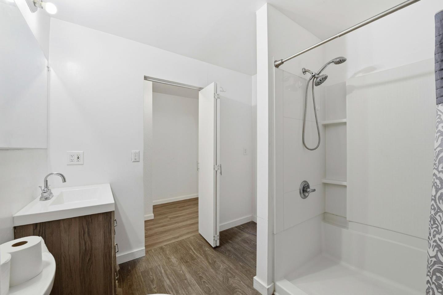 Detail Gallery Image 24 of 34 For 151 Buckingham Dr #251,  Santa Clara,  CA 95051 - 1 Beds | 1 Baths