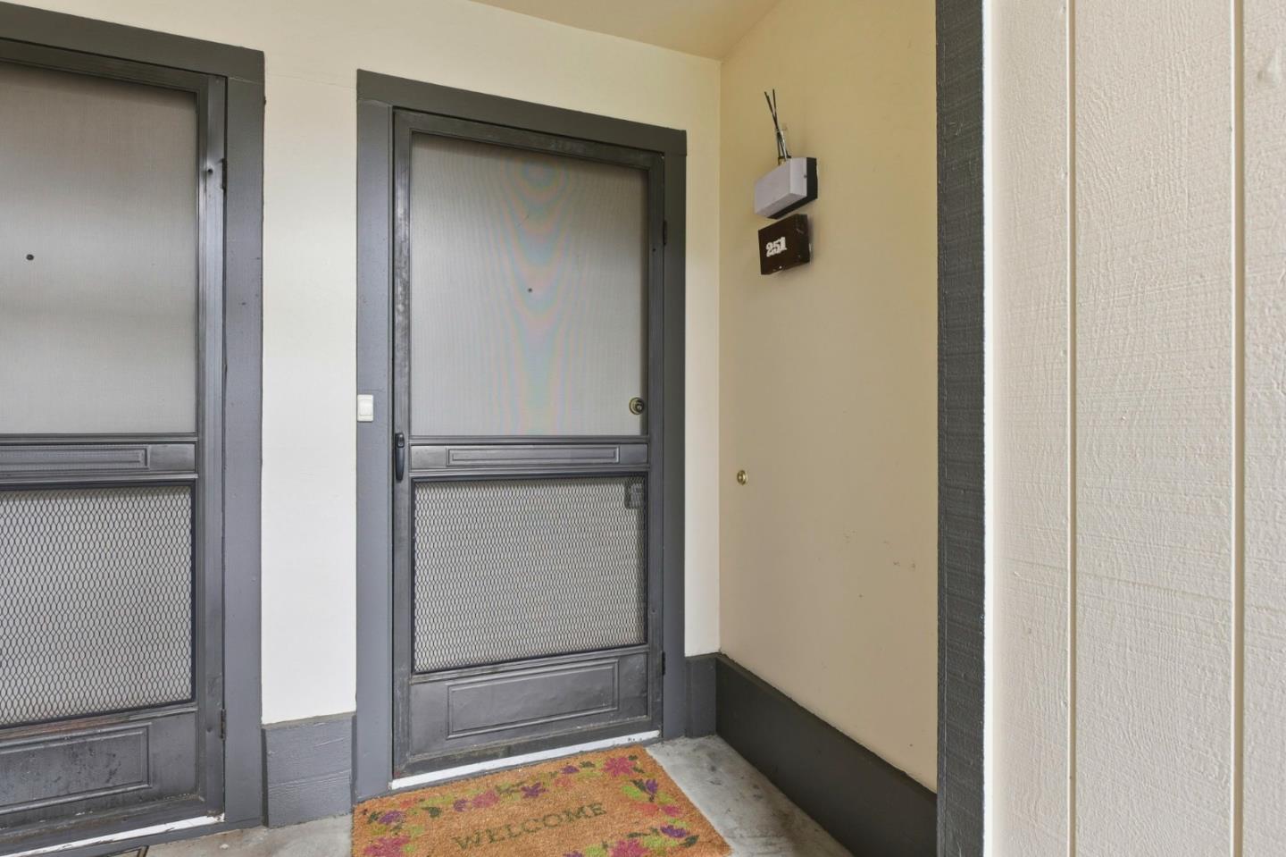 Detail Gallery Image 5 of 34 For 151 Buckingham Dr #251,  Santa Clara,  CA 95051 - 1 Beds | 1 Baths