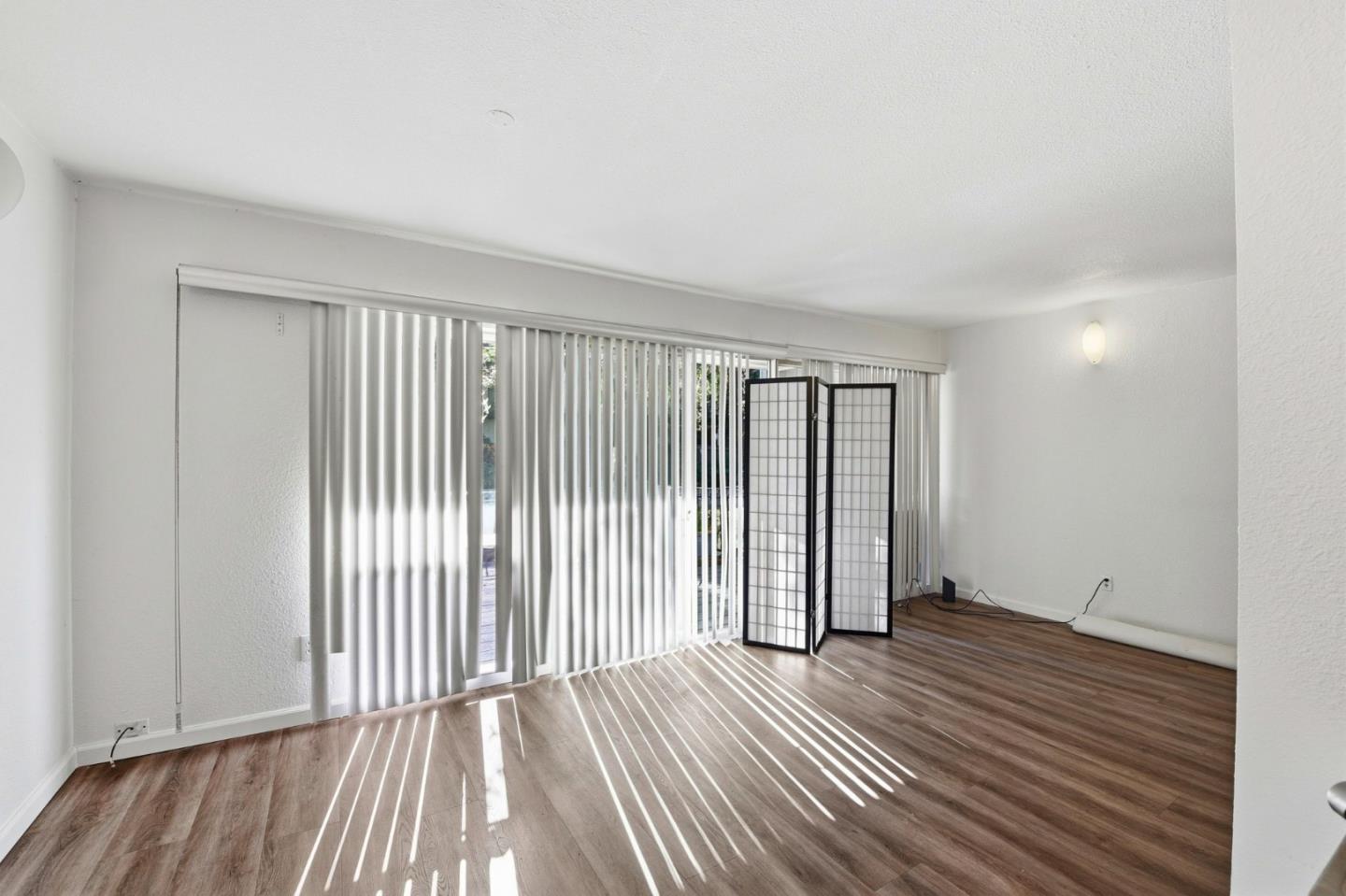 Detail Gallery Image 8 of 34 For 151 Buckingham Dr #251,  Santa Clara,  CA 95051 - 1 Beds | 1 Baths