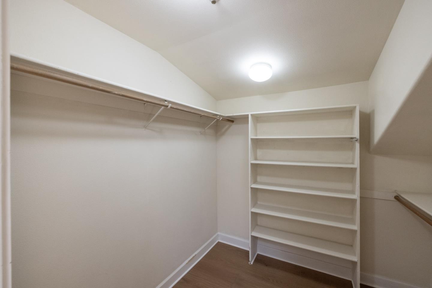 Detail Gallery Image 19 of 43 For 25399 Markham Ln, Salinas,  CA 93908 - 3 Beds | 3 Baths