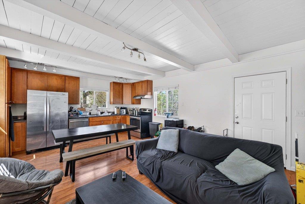 Detail Gallery Image 14 of 30 For 817 California St, Santa Cruz,  CA 95060 - – Beds | – Baths